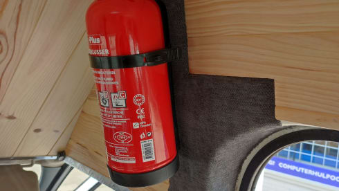 De Ford – Ford Bus camper, please note it is located in Bilbao. Transfer from airport