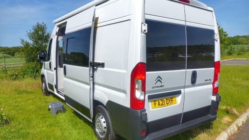 Margo – 3-Bett-Wohnmobil Citroën Relay 2021, Versicherung inbegriffen 