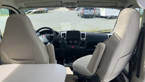 Schicker Kastenwagen 