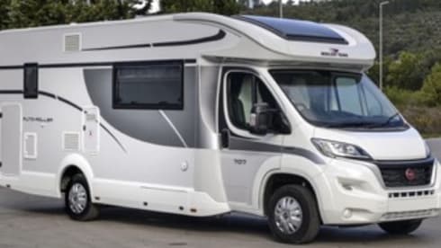 Huey – 6 Berth Rollerteam 707 New for 2023