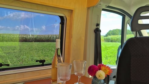 DORIK – Moderne Offgrid Camperbus | Peugot Boxer L2H2 2019 | 2P en 1 kind