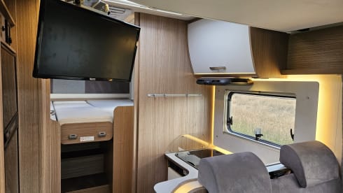 4p Carado semi-integrated from 2021