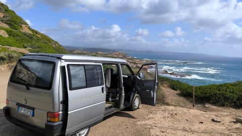 Volkswagen  California