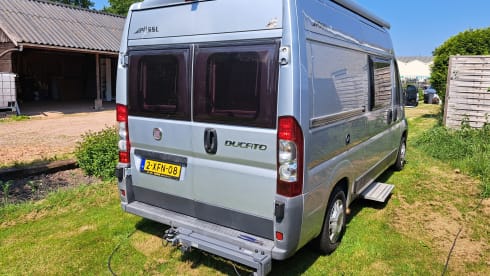Duuk – Luxury compact 2p Pössl bus camper from 2009