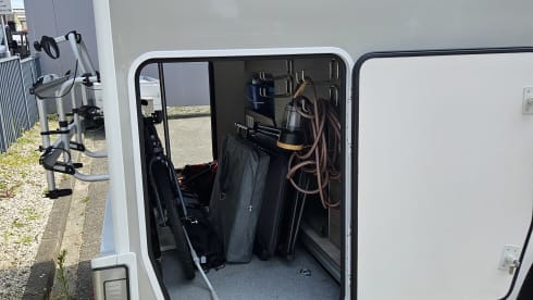4p Challenger semi-integrated uit 2020