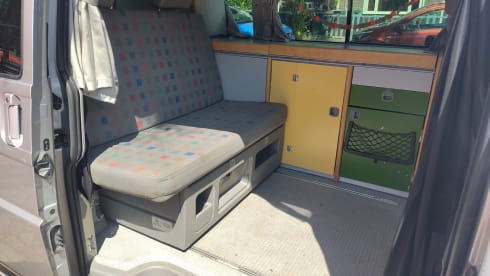 Fred – 4p VW California (4x4) uit 2001