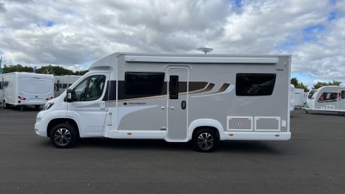 Tilly  – 4 berth Compass Kensington 2021