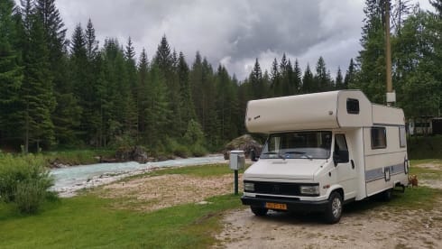 Nostalgic camper incl. insurance and with extra discount