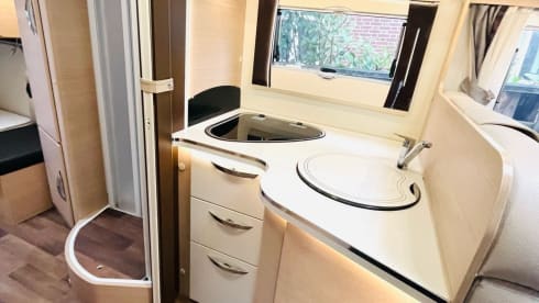 Forster – Beautiful, modern, spacious family camper