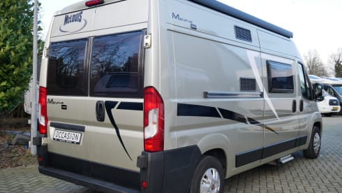McLouis2, Bunk bed, 4 sleeping- 4 seats.