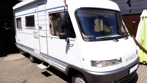 Hymer B 534