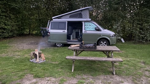 Volkswagen camper 4/5 people