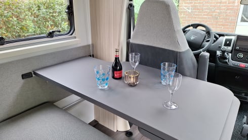 4/5p Sun Living semi-integrated from 2024