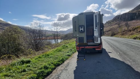 Isuzu Dmax Vcross with Gladiator SM Camper  – 2 Schlafplätze Sonstiges ab 2021