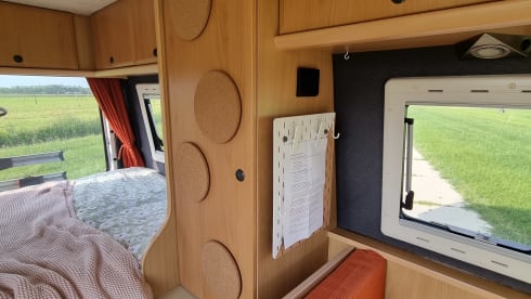2p Fiat bus from 2005