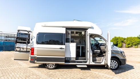 Alf – 4p Volkswagen bus from 2022
