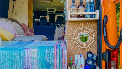 Sien  – 4p Mercedes-Benz bus uit 2021