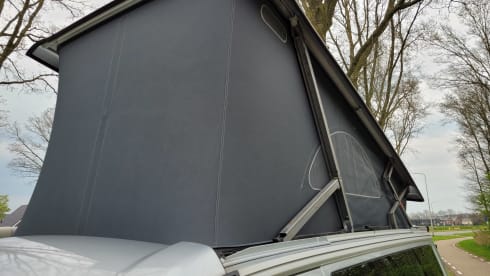 Silver – VW T5 for the ultimate road trip!
