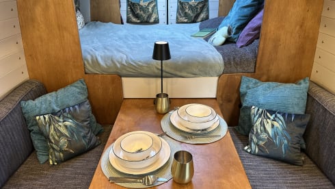 Evangeline – 4 berth Peugeot campervan from 2017
