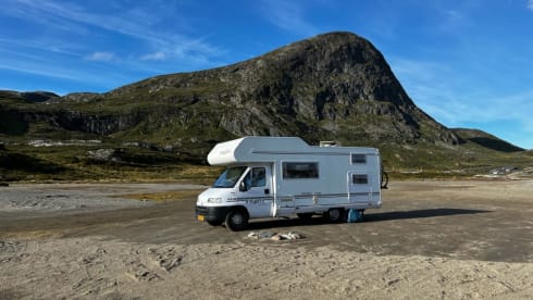 De Camper – Nice Spacious Fiat Bavaria 7p with XL hatch