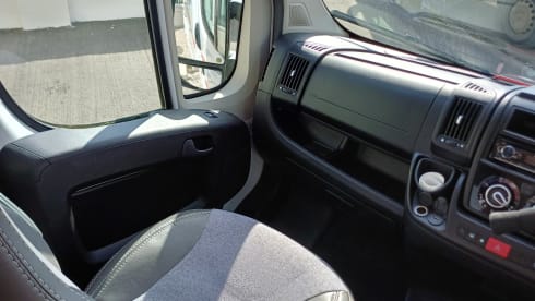 Charlie – 2 berth Sunlight semi-integrated from 2020