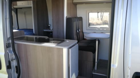 Roja │ Spacious and luxurious double camper