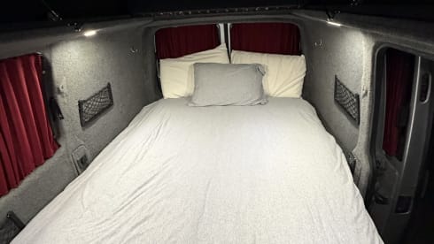 'cathy' – Volkswagen campervan met 4 slaapplaatsen uit 2007