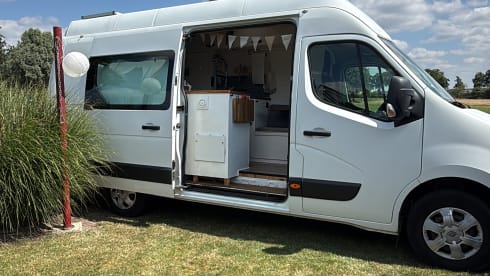 Mats – Renault Master L3H spacieux et autonome