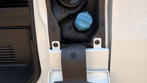 TZM – Campervan Vauxhall Vvaro a 2 posti letto, passo lungo, dal 2026