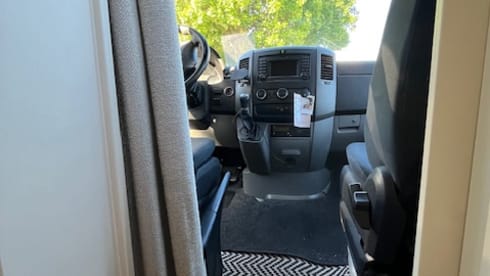 Luxurious and stylish converted Sprinter L4H3 from 2017