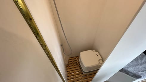 DiffeRent :) – Practicality, adventure and comfort... in a single house on wheels