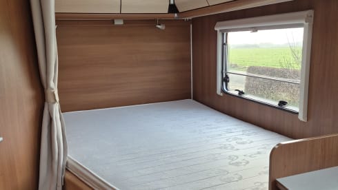 Carado semi-intégré confortable de 2013 pour 4 personnes