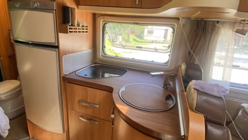 Beautiful 4p Hymer 654 