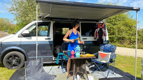 Buddy –  Volkswagen Campervan 2/4 berth Perfect for Adventure Hols! 