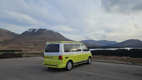 Sunshine  – Sunshine, ein 4-Bett-T6.1. Versicherung inklusive.