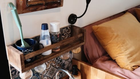 Busje – Self-build camper van for your outdoor adventures! 