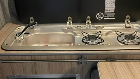SCOTTISH EXPLORER T6 – VW POP TOP CAMPER 4 BERTH