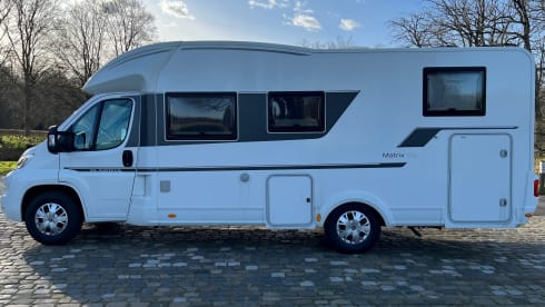 Luxury Adria Matrix 670 SL