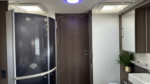 Luxury Camper from 2020 AUTOMATIC with 170 hp