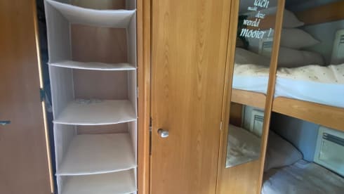 6p Ford alcove uit 2005