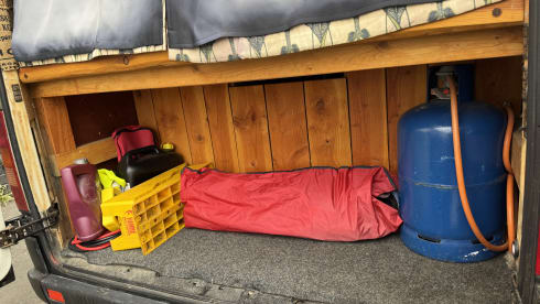 Eltie – VW LT35 Pembrokeshire Pine converted Offgrid Camper