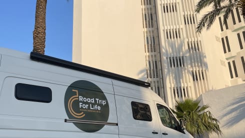 Sydney 1 – Wheelchair accessible motorhome with care facilities