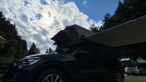 Daktent huren – Thule roof tent including BMW X1