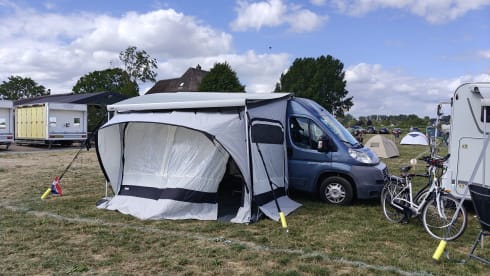 2-seater Fiat bus from 2010