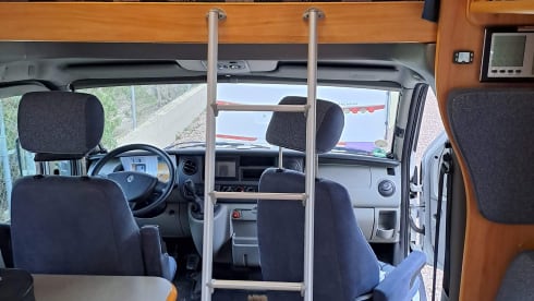 5p Adria Mobil alcove from 2008