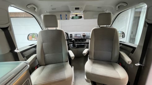 Gust – Camping-car Volkswagen 4 places de 2019