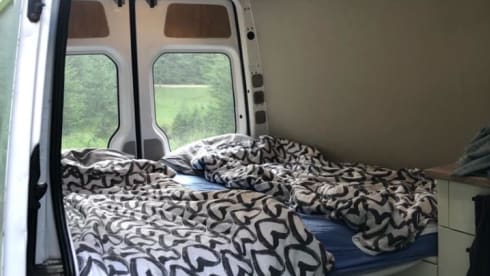 Bennie – 2p Mercedes-Benz bus from 2006