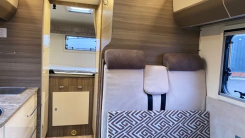 Rimor Evo 5 – Rimor Evo 5, 6 Berth Motorhome With Garage