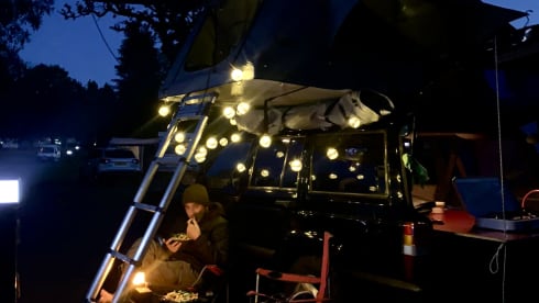 Jeep Cherokee 2.5L off grid