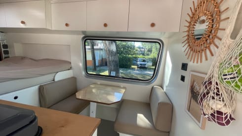 Mercy – Mercedes camper van for 3 persons